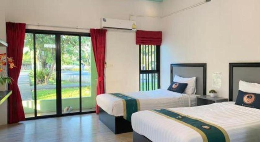 Roomquest Prachin Buri Rojana Si Maha Phot Exterior foto